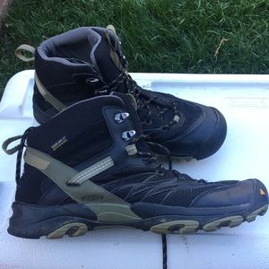 Keen hiking boots